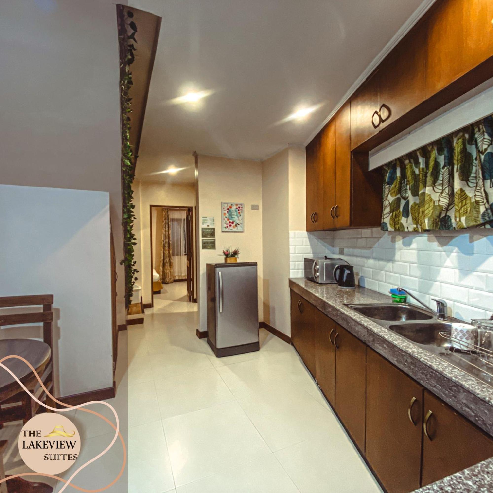 The Lakeview Suites Tagaytay City Eksteriør bilde